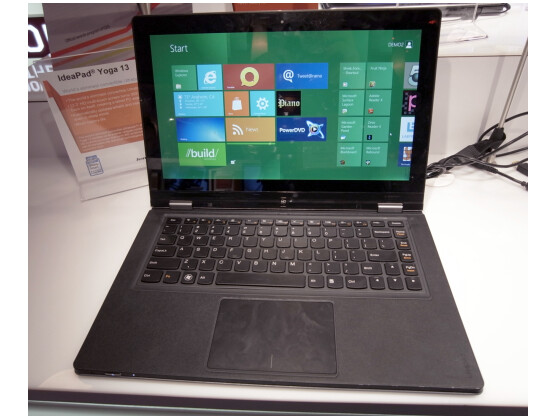 Das Lenovo IdeaPad Yoga lässt sich auch in ein Tablet verwandeln.