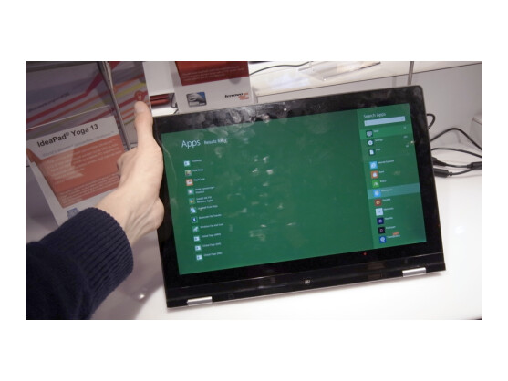 Das Lenovo IdeaPad Yoga ist ein Ultrabook, das sich auch als Tablet nutzen lässt.