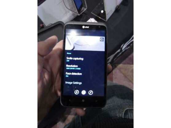 Megapixel-Titan: Die Kamera des HTC Titan II bietet eine Auflösung von 16 Megapixeln.