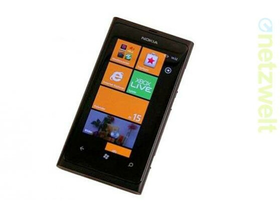 Das Nokia Lumia 800 soll Gerüchten zufolge am 28. November ein Update auf Windows Phone 7.8 erhalten.