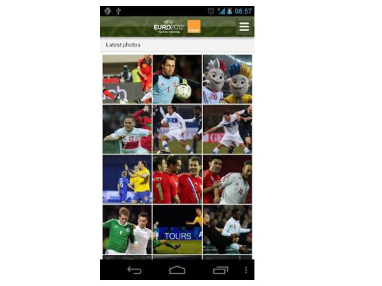 Die offizielle UEFA EURO 2012 App bietet Fotos und vieles mehr.