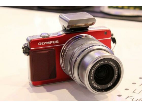 Olympus Pen E-PM2 .