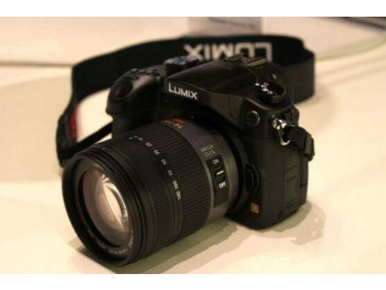 Panasonic Lumix GH3 .