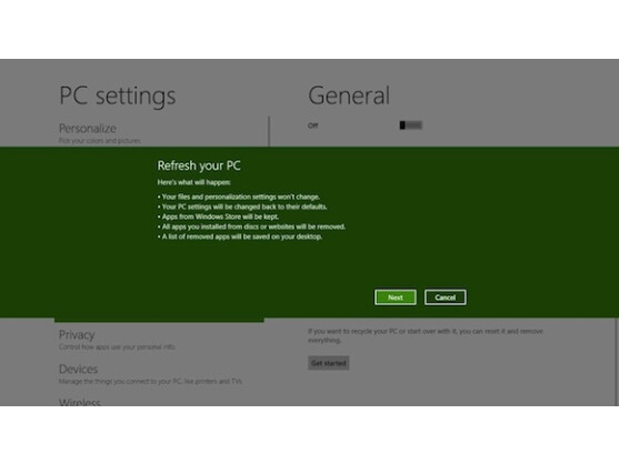 Bei "Refresh your PC" bleiben eigene Dateien und Apps erhalten.
