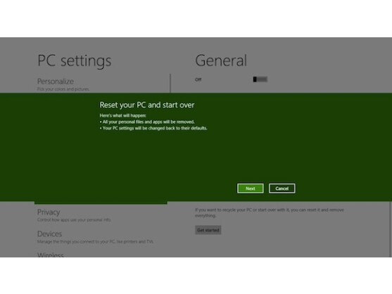 "Reset your PC" löscht die gesamte Festplatte.