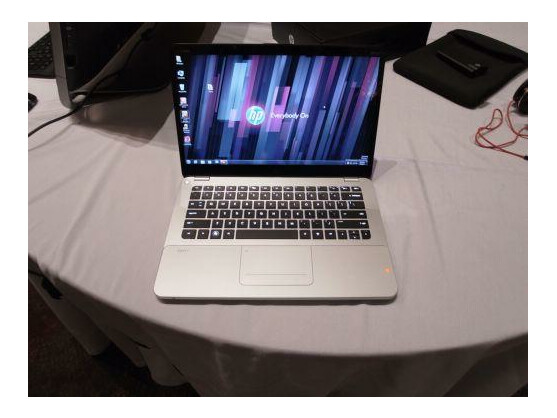 Es ist nicht ultradünn, dennoch gehört das HP Envy 14 Spectre zur Klasse der Ultrabooks.