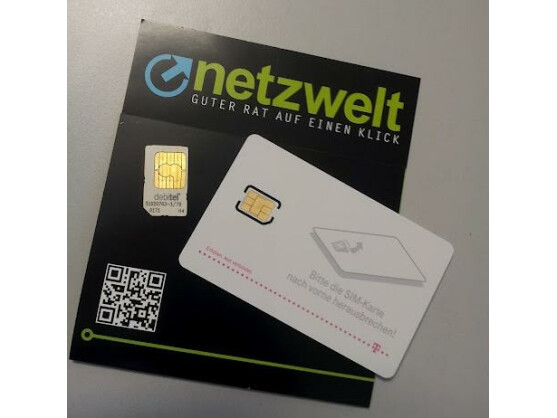 Die Verfügbarkeit der neuen Nano-SIM-Karten (rechts) variiert unter den Mobilfunkanbietern.