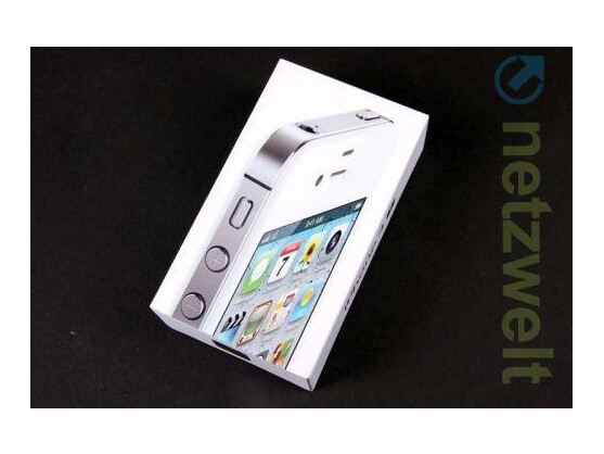 Das Warten auf das Apple iPhone 5 geht weiter. Hier im Bild das weiße iPhone 4S.