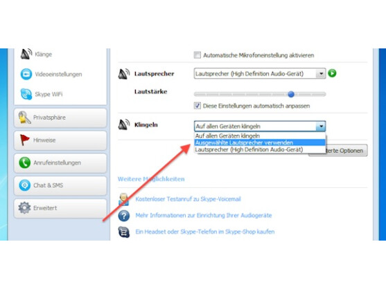 Auf Wunsch klingelt Skype nur auf festgelegten Lautsprechern.