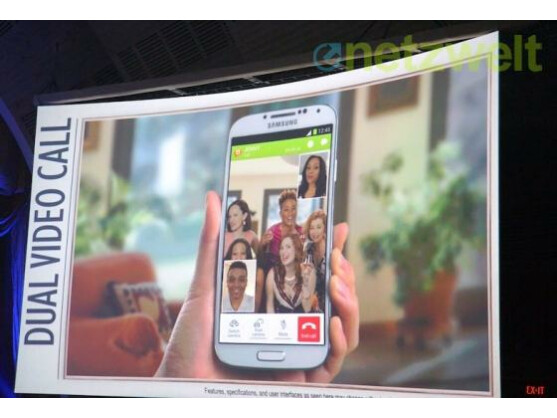 Im Video Chat fängt das Galaxy S4 mit der Dual Video Call-Funktion Bilder mit der Front- und der Rückseitenkamera gleichzeitig ein.