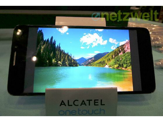 Das Alcatel One Touch Idol X ist das Spitzenmodell der OneTouch Idol-Serie.