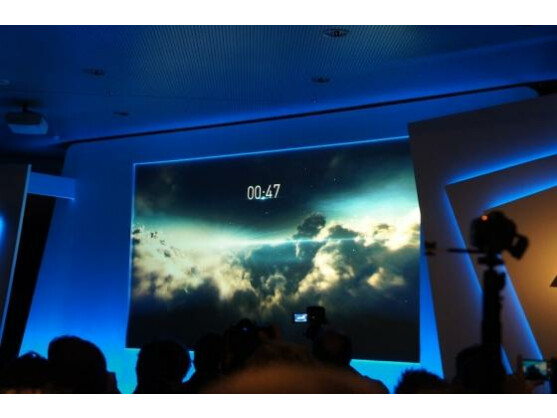 Countdown zum Start der Asus-Pressekonefernz in Barcelona. 
