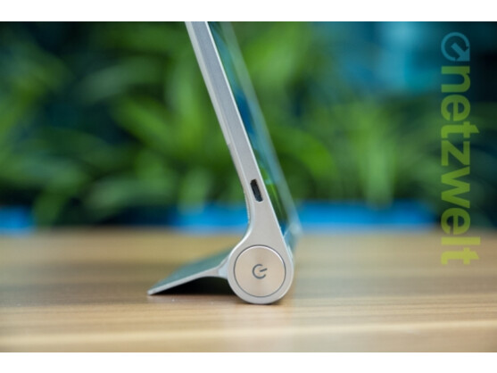 Was ist denn hier los? Lenovo hat das von den Ultrabooks bekannte Yoga-Prinzip auf einen Tablet-Computer übertragen.