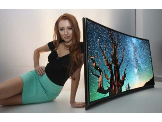 Soll den räumlichen Bildeindruck verstärken: Samsungs gebogener OLED-TV.