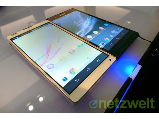 Das Sony Xperia ZL (links) ist die kompaktere Variante des Xperia Z (rechts).