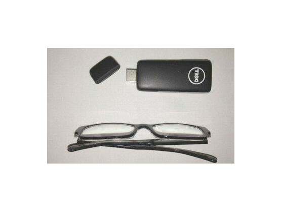 Der Stick im Vergleich mit einer Brille.