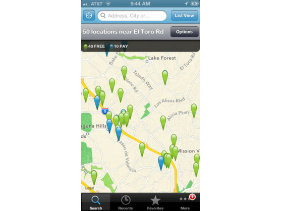 Auf einer Umgebungskarte zeigt der Wi-Fi Finder alle umliegenden Hotspots.