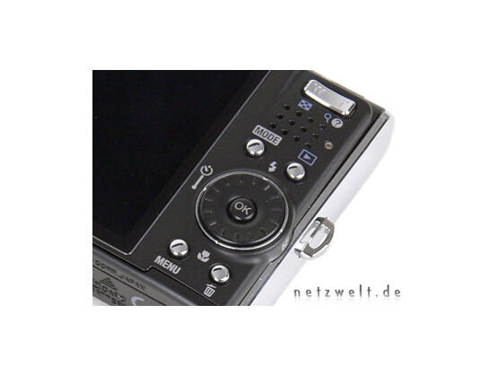 Das Multifunktionsrad der S51c macht die Bedienung sehr komfortabel und schnell.