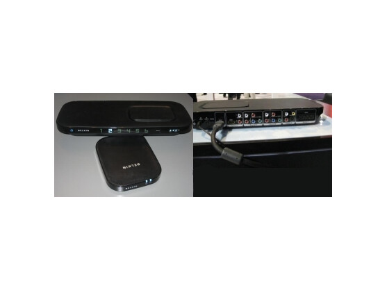 Links: Belkin Box mit Sender und Empfänger. Rechts: Die Anschlüsse.