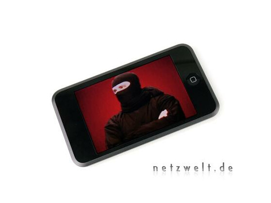Auch längere Spielfilme werden auf dem großen Display nicht zur Qual. Nach etwa vier Stunden neigt sich die Akku-Kapazität dem Ende zu.