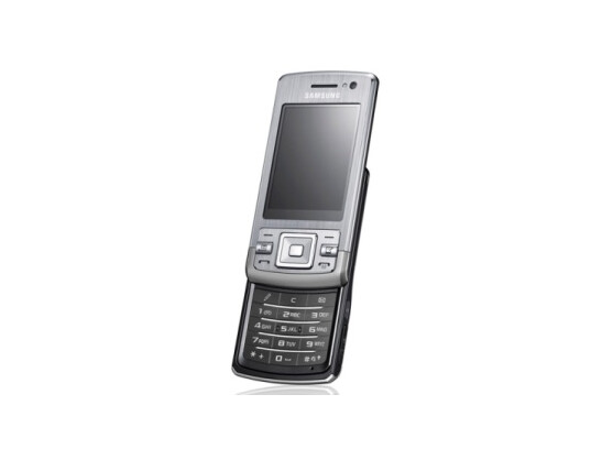 Der neue Slider soll durch das Betriebsystem Symbian S60 anspruchsvolle Anwendungen bieten, aber dennoch leicht bedienbar sein.