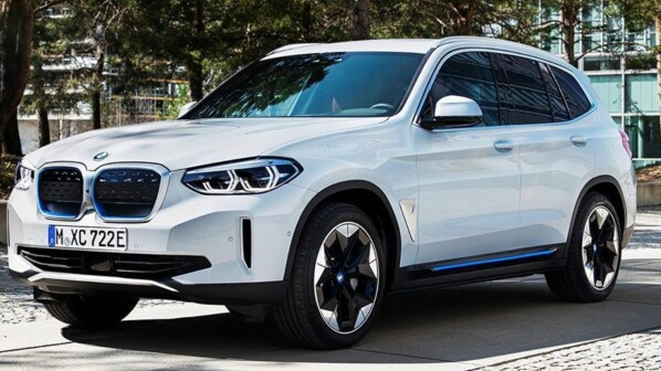 This is how the appearance of the new BMW iX3 should be without camouflage.