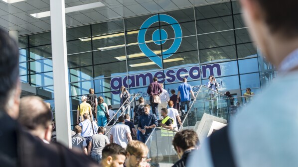 Began selling pre-sale tickets to Gamescom.