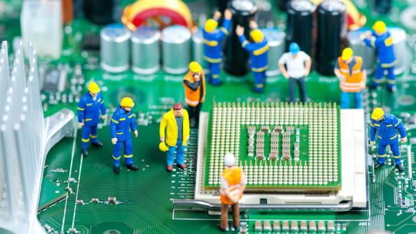 Neue CPU-Schwachstellen Spectre V3a und V4 entdeckt.