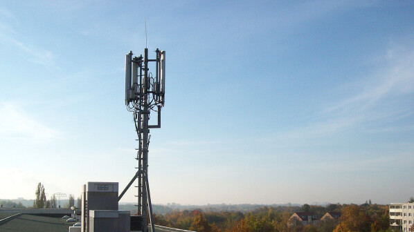 In the next few years, UMTS netw orks will be replaced by LTE and 5G.