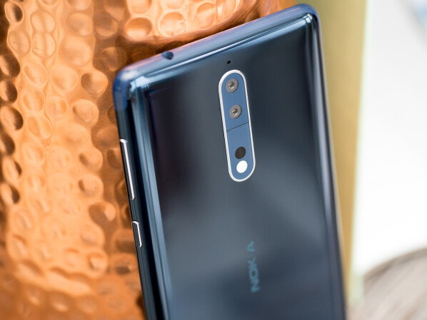 Das Nokia 8 könnte bald ein Schwestermodell zur Seite gestellt bekommen.