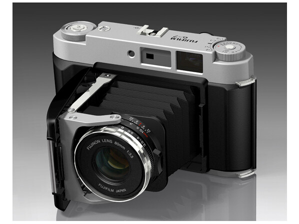 Fujifilm GF670 (Bild) ist eine analoge Mittelformat-Kamera von Fujifilm, die bald in Form einer Systemkamera eine digitale Schwester bekommen könnte.