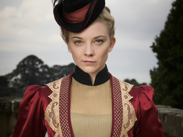 Picnic at Hanging Rock: Ein Porträt der Internatsleiterin Hester Appleyard (Natalie Dormer).
