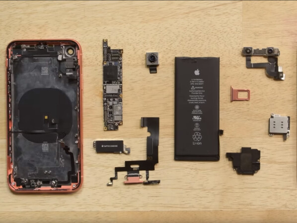 The iPhone XR can still be repaired relatively well, according to iFixit.