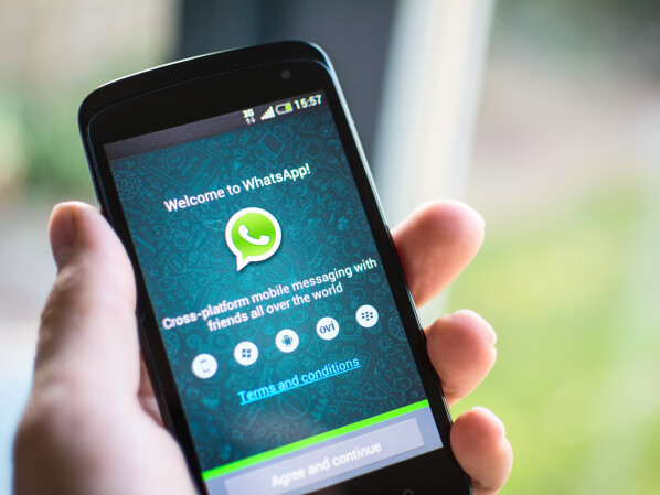 WhatsApp can be equipped with Facebook Messenger-like features in Android 11.