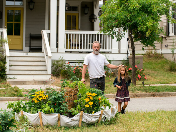   The Walking Dead: It's so that Carl imagines the future of Rick and Judith. They live in peace and tranquility. 