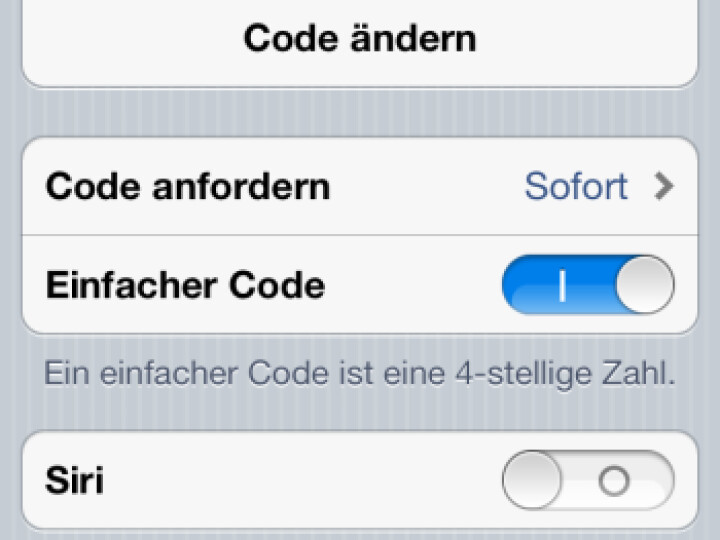 Bei der Aktivierung der Codesperre sollte Siri mit deaktiviert werden.