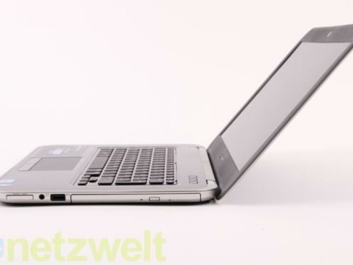 Fast ein kleiner Gaming-Laptop: Dank AMD-Grafik taugt der Inspiron auch für das ein oder andere Spiel. Bild: netzwelt)