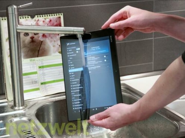 Beruhigend zu wissen, dass die Hardware auch ein Wasserbad klaglos wegsteckt.