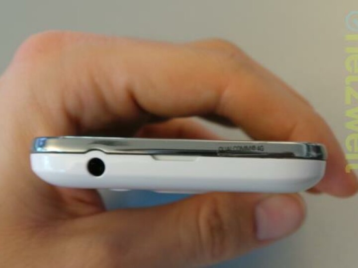Dieser kleine Aufkleber markiert die größte Besonderheit des Galaxy Ace 3. Das Samsung-Smartphone unterstützt den neuen Mobilfunkstandard LTE (4G).