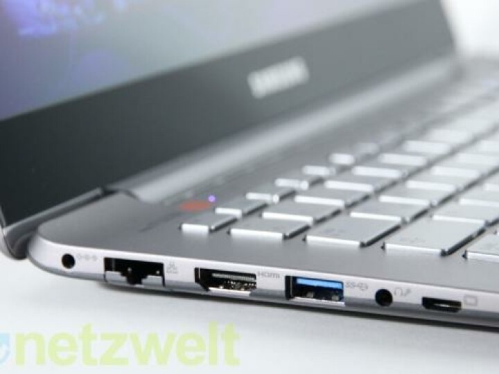 Neben HDMI-Ausgang und zwei USB-2.0-Schnittstellen warten unter anderem auch ein USB-3.0-Port auf Anschluss.