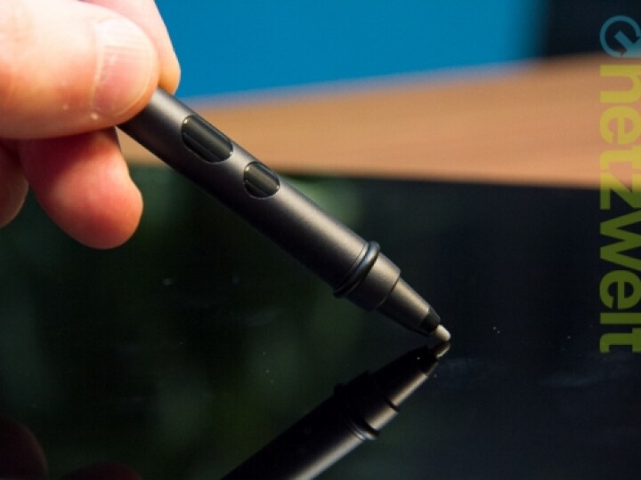 Neben Tastatur, Trackpad und Touchscreen steht mit dem hochwertigen Digitizer eine weitere Eingabemöglichkeit bereit.
