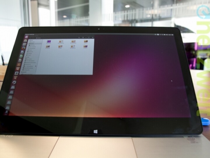 "Es wäre echt nett, wenn ihr einfach mal versuchen würdet, ein aktuelles ubuntu vom live-stick zu starten", merkte paul678 im Forum an. Läuft, Paul!
