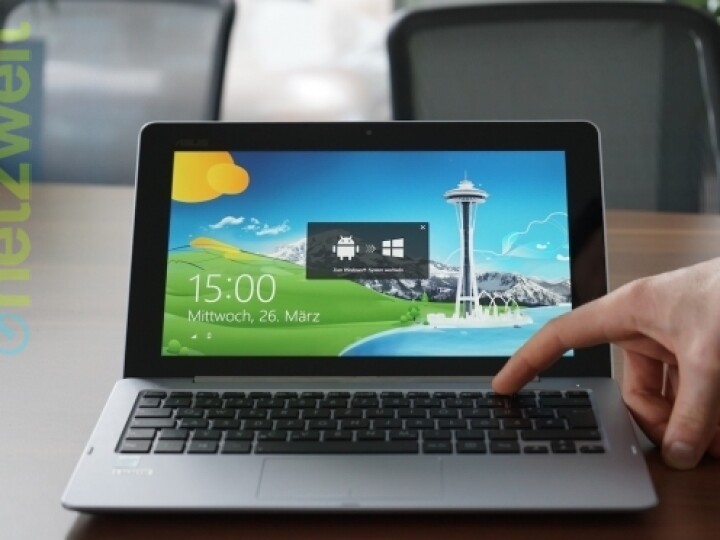 Tastendruck genügt: Ohne Systemneustart wechseln Besitzer des Transformer Book Trio zwischen Windows 8 und Android.