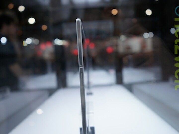 Das Xperia Z2 Tablet ist nur 6,4 Millimeter dick.