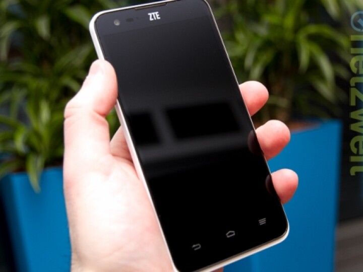 Das ZTE Grand S Flex bietet ein fünf Zoll großes Display und LTE-Unterstützung zu einem vergleichsweise niedrigen Preis.