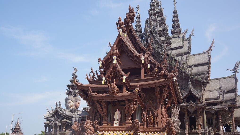 "Haus des Geldes": Das sind die schönsten Drehorte von Staffel 1-3 - Bild 14 von 14