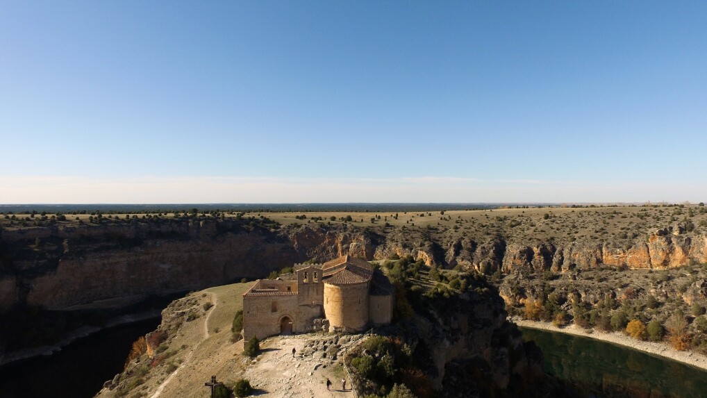 "Haus des Geldes": Das sind die schönsten Drehorte von Staffel 1-3 - Bild 3 von 14