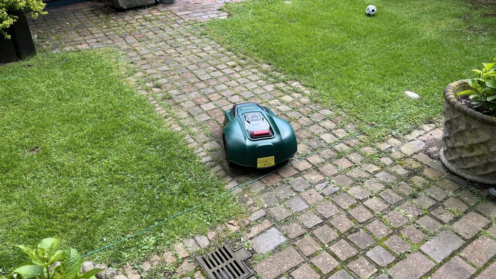 Der LidlMähroboter Parkside 20 V PMRA 20Li B2 im Test Das kann der