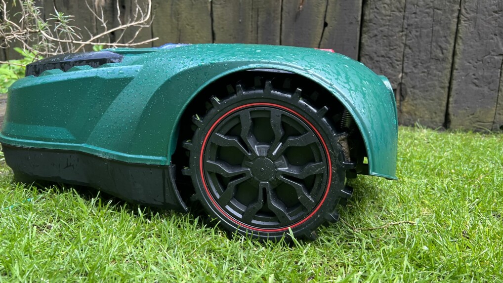 Der LidlMähroboter Parkside 20 V PMRA 20Li B2 im Test Das kann der