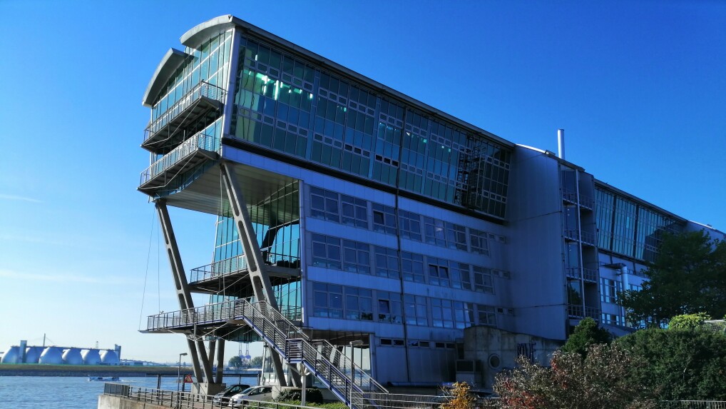 Honor 8X im Test: 6,5-Zoll-Smartphone für 250 Euro (Update: neue Farbe ...